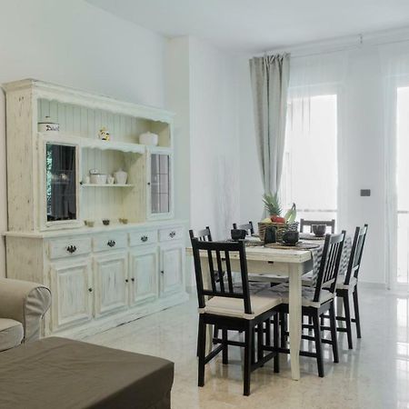 A Casa Di Anna Apartment Лаваня Екстериор снимка